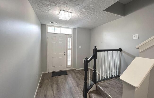 Beautiful 3bd 2.5bth light-filled garage townhome!