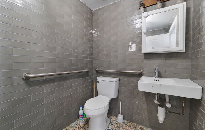 1512 NOSTRAND AVE