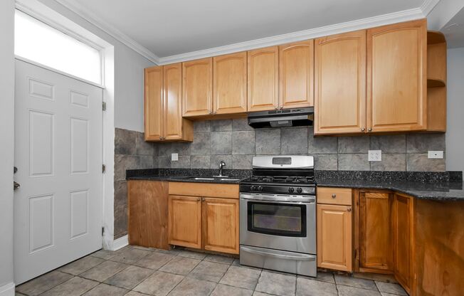 Beautiful 2 Bedroom in South Shore