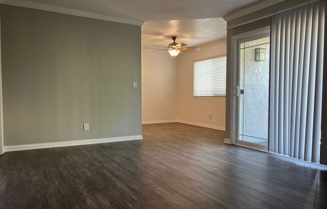 2 beds, 1 bath, 850 sqft, $2,690, Unit 1611M