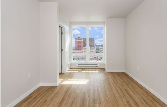 2 beds, 1 bath, 613 sqft, $3,800, Unit 403