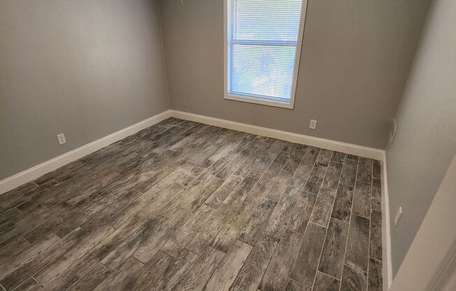 1 bed, 1 bath, 700 sqft, $1,150, Unit Unit 19