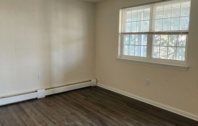 1 bed, 1 bath, 682 sqft, $1,265, Unit GL25009