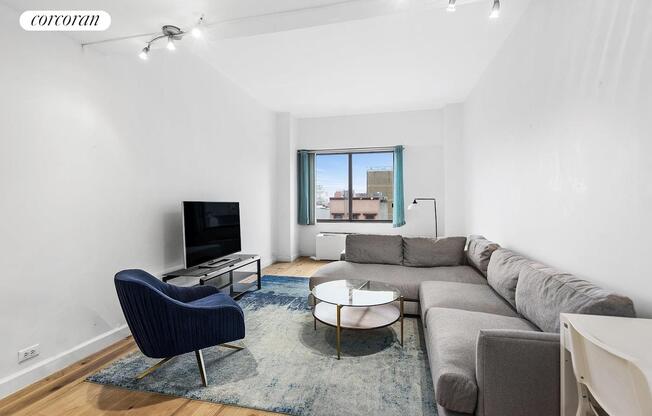 393 W 49 ST