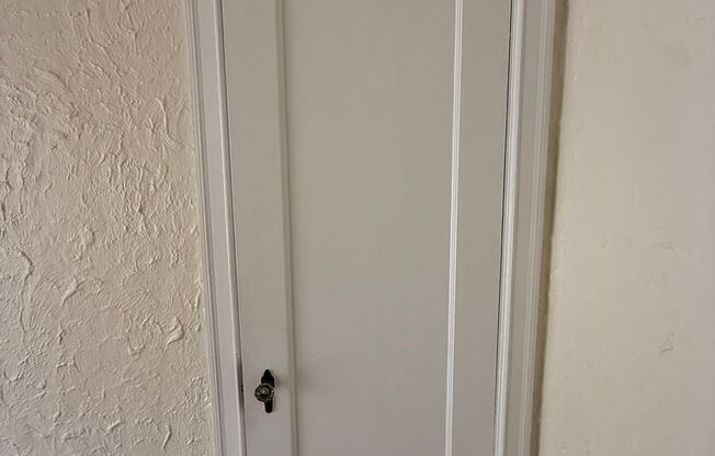 2 beds, 2 baths, 1,303 sqft, $2,200, Unit New King Edward  401