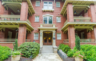 266 11 ST NE