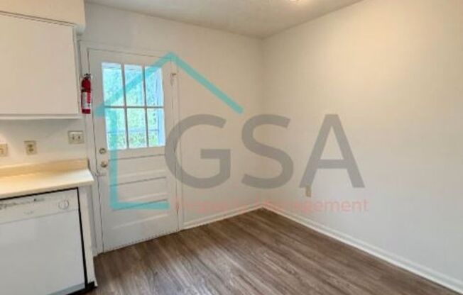 2 beds, 1.5 baths, 975 sqft, $950, Unit Cliffwood Terrace-4302-2B