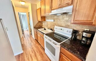 Fully Furnished Spacious Apartment In The Heart Of Downtown Denver! 6-12 Month Lease Terms!