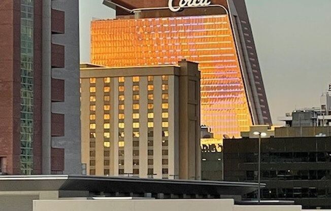 Welcome to effortless luxury living at The Juhl, a vibrant high-rise community in Downtown Las Vegas.