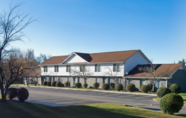 Parkview Apartments - Tullahoma, TN.