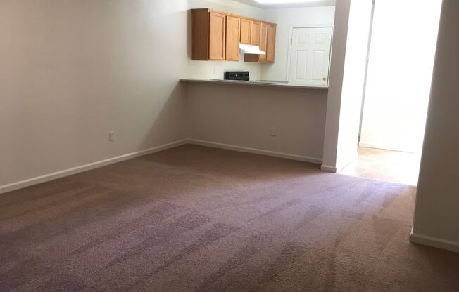 2 beds, 2.5 baths, 997 sqft, $1,350