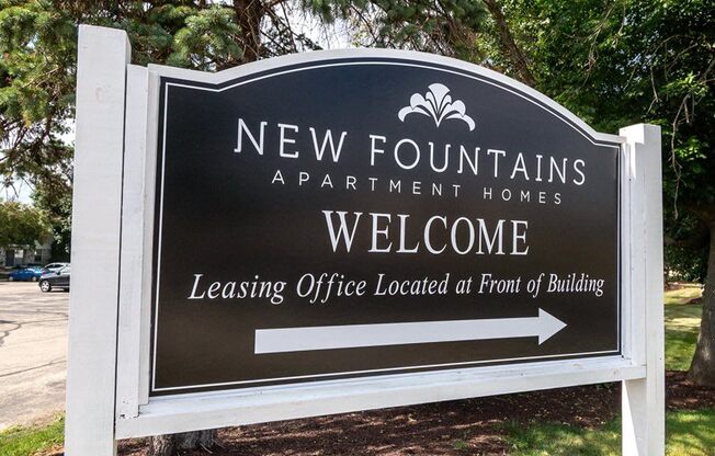 New Fountains Apartments Leasing Office