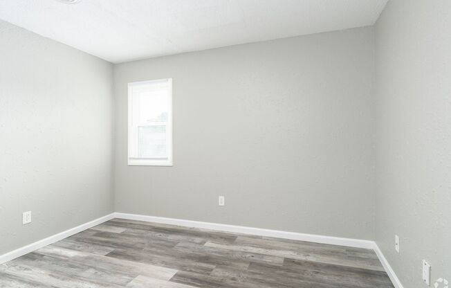 1 bed, 1 bath, 580 sqft, $825, Unit 2601-8 BB