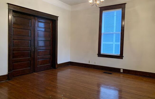 Gigantic Manor for Rent!