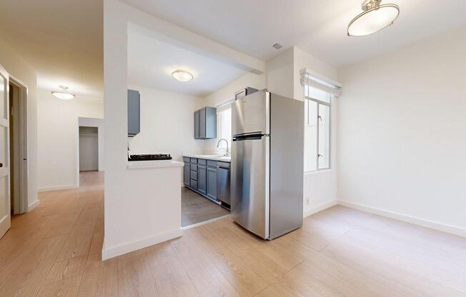 1221 GREENWICH STREET