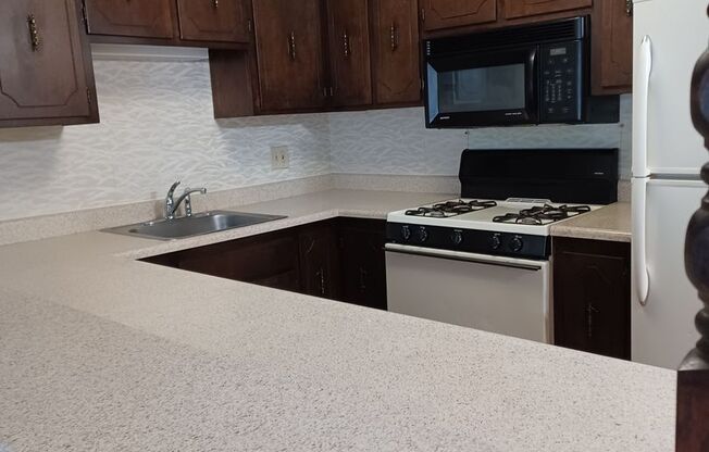 1 bed, 1 bath, 680 sqft, $1,375, Unit 108