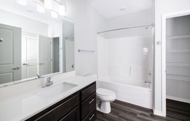 1 bed, 1 bath, 703 sqft, $1,565, Unit 3 - 357