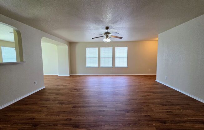 Cibolo Valley Range ~ Single Story 4 Bedroom on Corner Lot