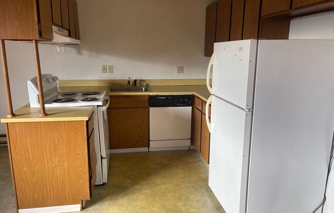 2 beds, 1 bath, 712 sqft, $850, Unit 30
