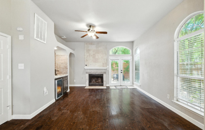 9128 Cumberlnd Dr.