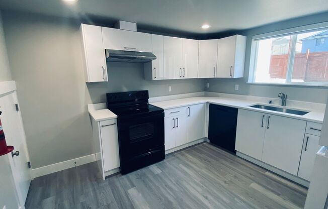 Studio, 1 bath, 475 sqft, $1,700, Unit C