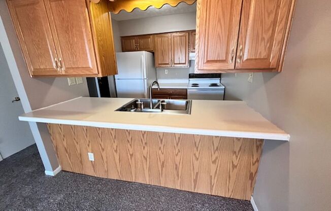 1 bed, 1 bath, 615 sqft, $839, Unit 242