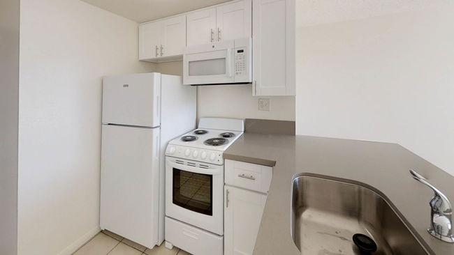 1 bed, 1 bath, 381 sqft, $1,799