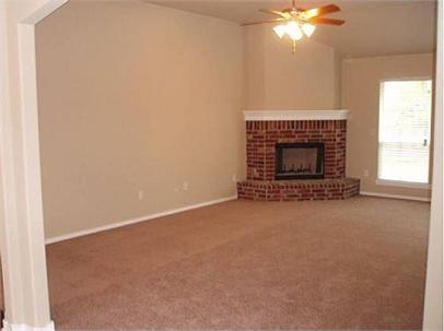 3 beds, 2 baths, $1,850