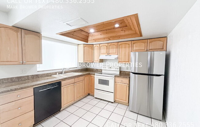5833 W CHICAGO