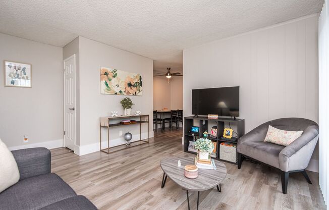 1 bed, 1 bath, 592 sqft, $1,575, Unit 37-022