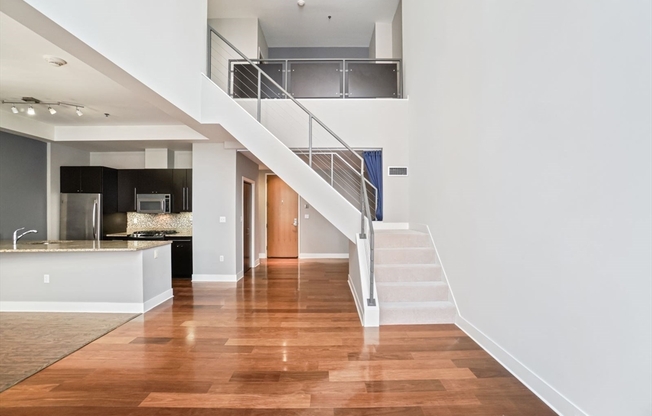 735 Harrison Ave