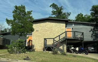 2825 San Gabriel Duplex