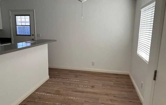 2 beds, 1 bath, 970 sqft, $2,750, Unit 00003829