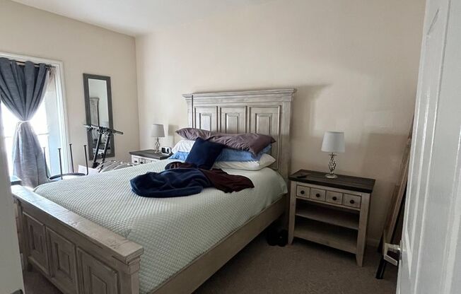 1bed 1bath Downtown Orlando Condo with Free Water/Sewer/Trash+ Deeded Parking Space