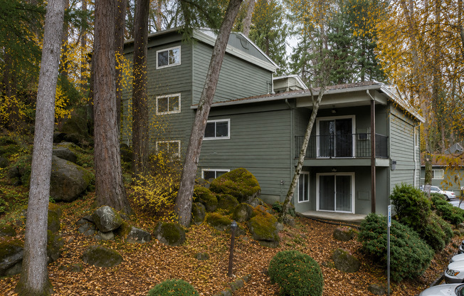 Brooktree Apartments - Tranquil Living in South Salem