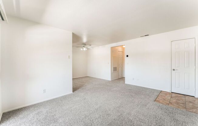 Charming Condo with new carpet & paint, located just minutes away from Summerlin!