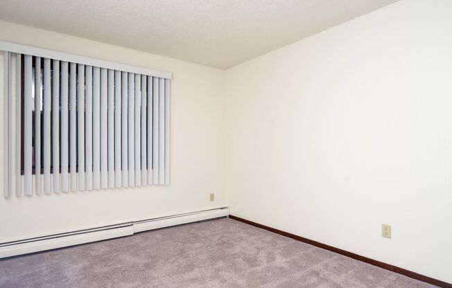 2 beds, 1 bath, 1,000 sqft, $1,415, Unit 820-103