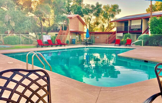 The Lakes Apartments
