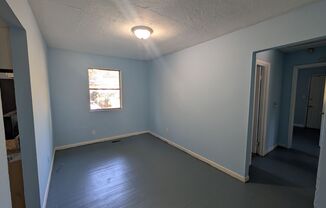 3 beds, 1 bath, $1,000