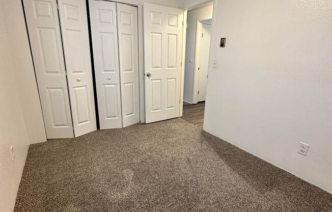 2 beds, 1 bath, 750 sqft, $1,195, Unit 215-A