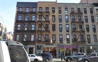 1325 Third AV