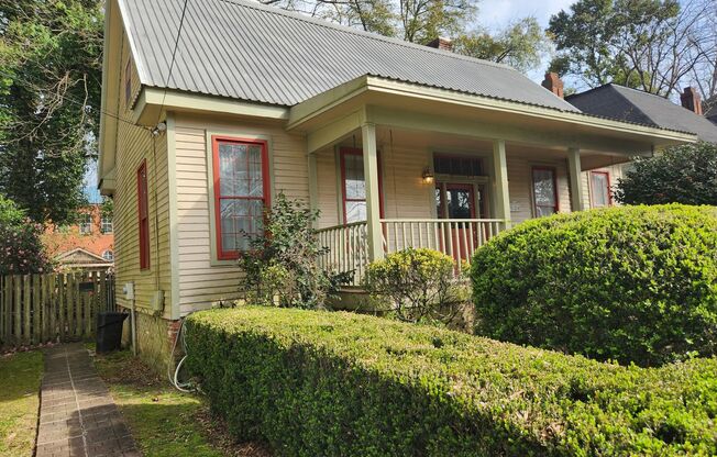3 Bedroom 3 Bath home in the Columbus Historic District