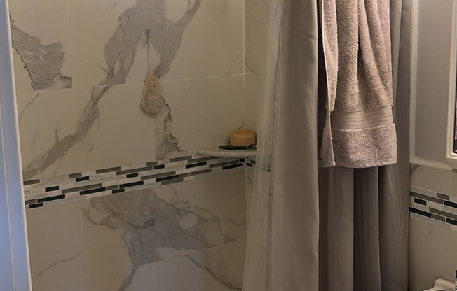 1139 Broadway Apt 6