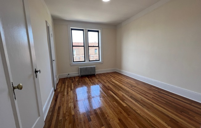 28 23 42 ST