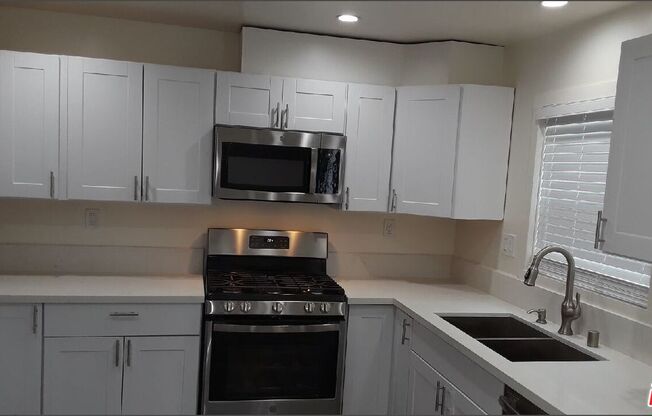 1 bed, 1 bath, 485 sqft, $2,150, Unit 3123 1/2