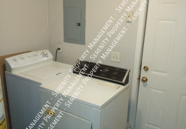 1505 WAYNE