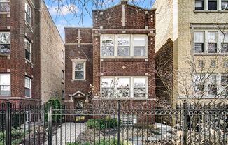 5052 N Wolcott Ave