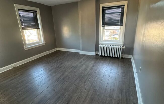 1 bed, 1 bath, $1,100, Unit 3