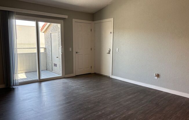 1 bed, 1 bath, 668 sqft, $2,140, Unit 1L
