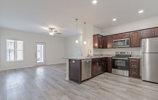 2 beds, 2 baths, 1,025 sqft, $1,285, Unit H104